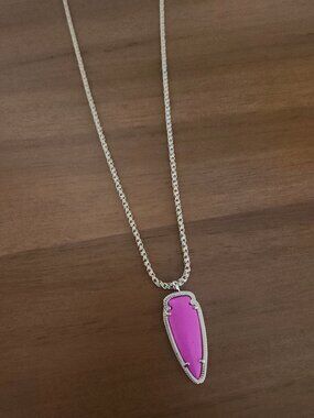 Kendra Scott Magenta Pink Arrow Pendant Necklace